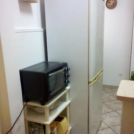 Casa Vacanza G.f. بيت للعطل *